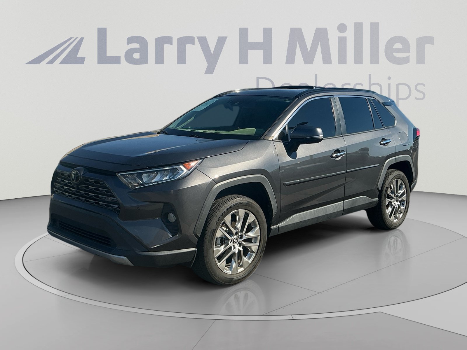 Certified 2021 Toyota RAV4 Limited FWD image 1