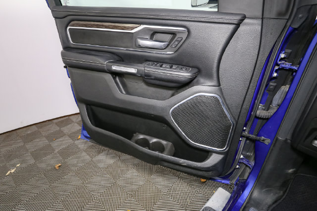 Used 2019 RAM 1500 Laramie AWD/4WD image 39