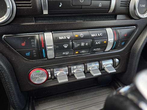 Used 2019 Ford Mustang Premium image 27