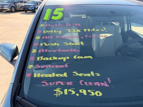 Used 2015 Honda CR-V EX image 2