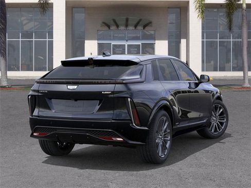 New 2026 Cadillac Lyriq V image 4