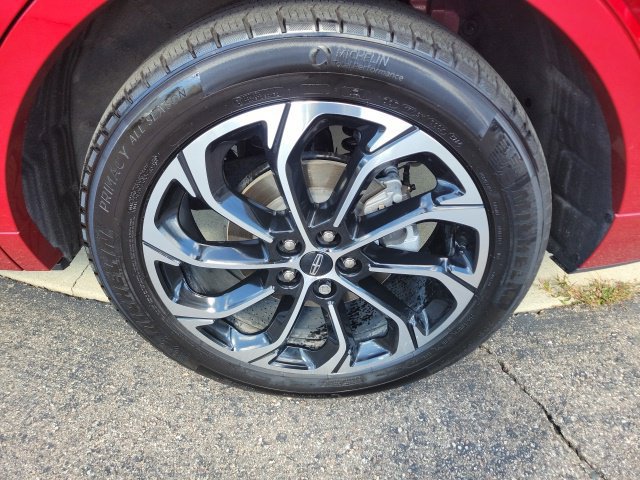 Certified 2025 Lincoln Nautilus Reserve AWD/4WD image 15