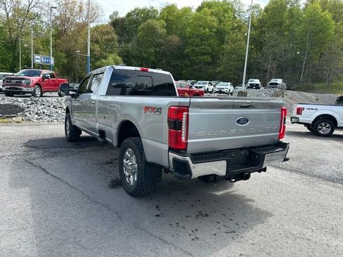 Used 2024 Ford F350 Lariat w/ Lariat Ultimate Package AWD/4WD image 6
