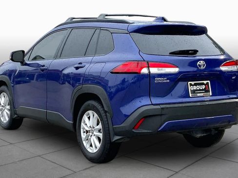 Used 2024 Toyota Corolla Cross LE w/ Moonroof Package FWD image 12