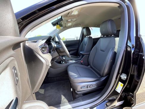 Certified 2023 Buick Encore GX Preferred w/ Cold Weather Comfort Package FWD image 10
