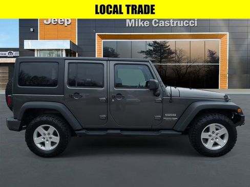 Used 2018 Jeep Wrangler Unlimited Sport S image 3