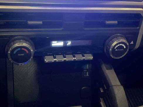 Certified 2024 Toyota Tacoma SR5 image 19