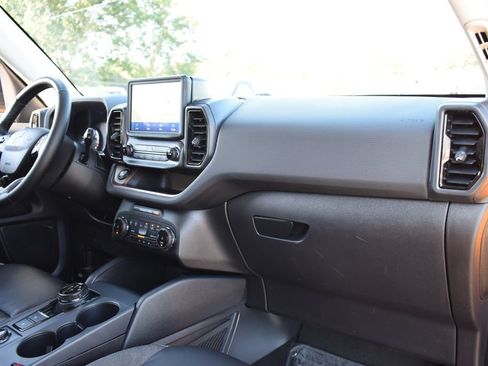 Used 2023 Ford Bronco Sport Outer Banks w/ Tech Package AWD/4WD image 31