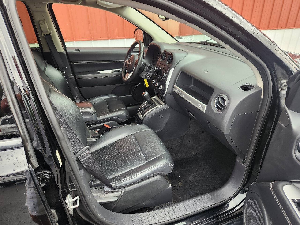 Used 2015 Jeep Compass High Altitude AWD/4WD image 14