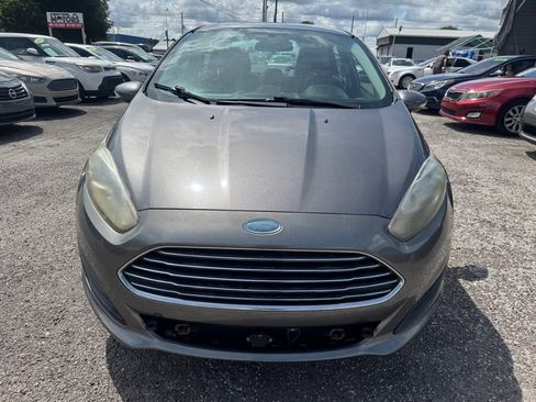 Used 2014 Ford Fiesta SE FWD image 3