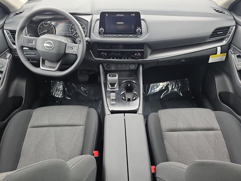 New 2026 Nissan Rogue SV FWD image 9