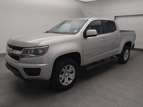 Used 2019 Chevrolet Colorado LT RWD image 2
