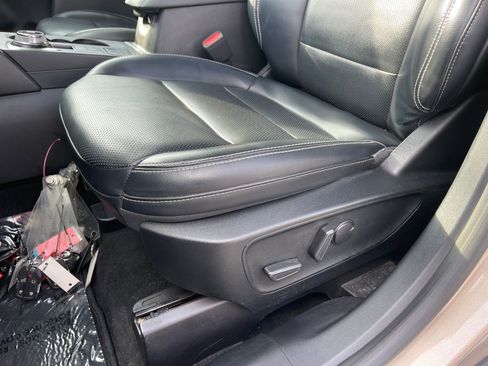 Used 2020 Ford Escape SEL image 14