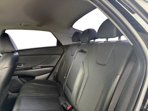 Used 2023 Hyundai Elantra Limited w/ Cargo Package FWD image 10