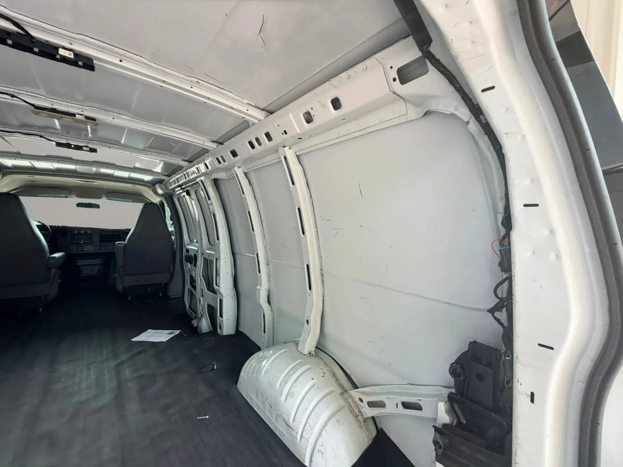 Used 2020 Chevrolet Express 2500 Extended w/ Driver Convenience Package RWD image 25