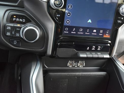 Used 2025 RAM 1500 Big Horn AWD/4WD image 19