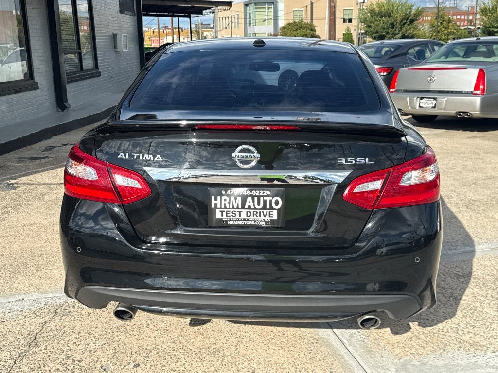 Used 2017 Nissan Altima 3.5 SL w/ 3.5SL Technology Package FWD image 6