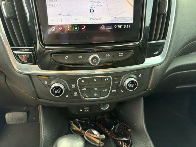 Used 2021 Chevrolet Traverse Premier w/ Redline Edition AWD/4WD image 16