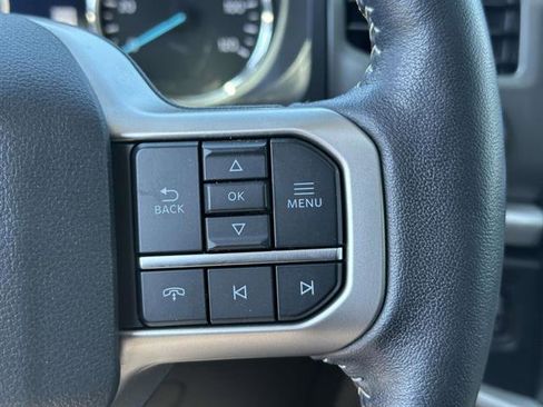 Used 2024 Ford Expedition XLT AWD/4WD image 17