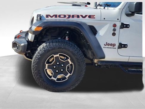 Used 2021 Jeep Gladiator Mojave image 10