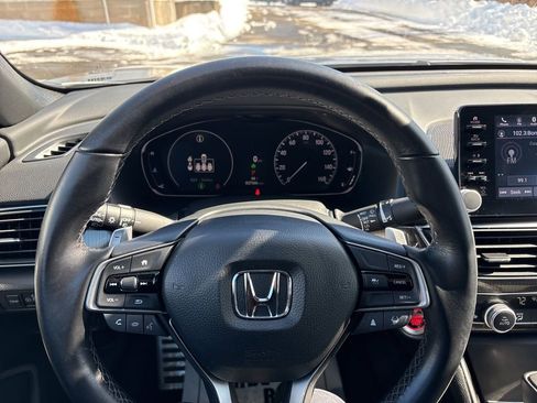 Used 2022 Honda Accord Sport image 16