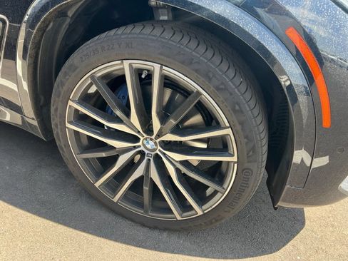 Certified 2023 BMW X5 xDrive40i w/ Executive Package AWD/4WD image 4
