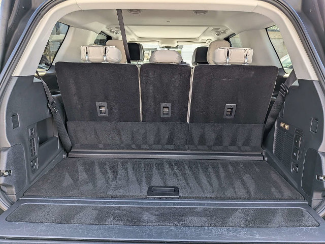 Used 2025 Lincoln Navigator Reserve AWD/4WD image 16