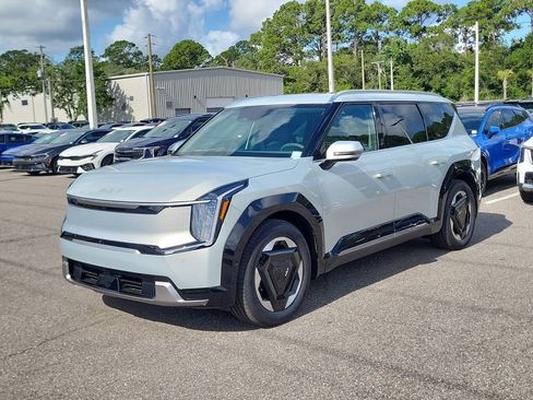 New 2026 Kia EV9 Land AWD/4WD image 3