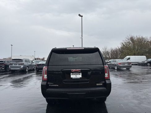 Used 2018 GMC Yukon SLT image 4