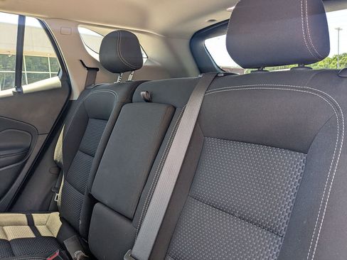 Used 2024 GMC Terrain SLE FWD image 27