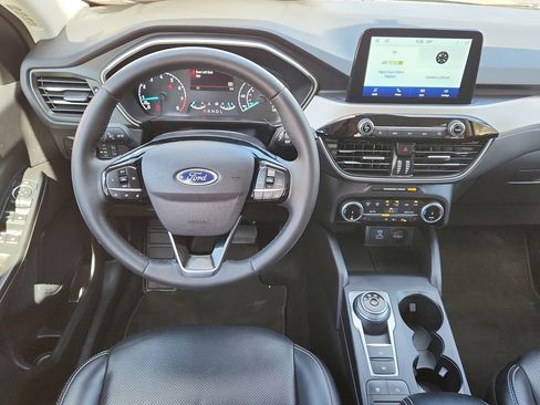 Used 2022 Ford Escape SEL w/ Equipment Group 302A image 10