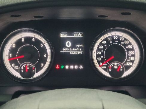 Used 2015 RAM 1500 Express image 23