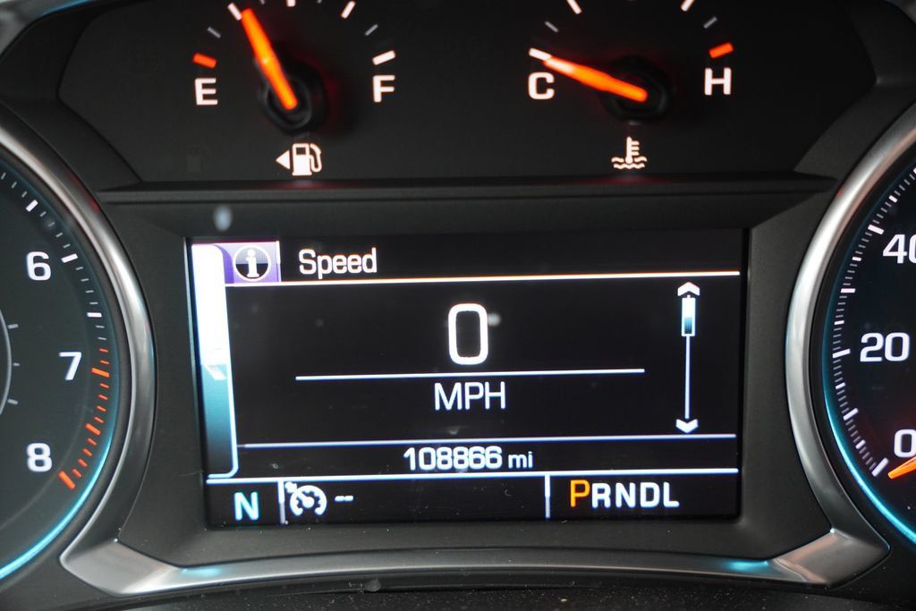 Used 2019 Chevrolet Traverse LT w/ LPO, Blackout Package AWD/4WD image 7
