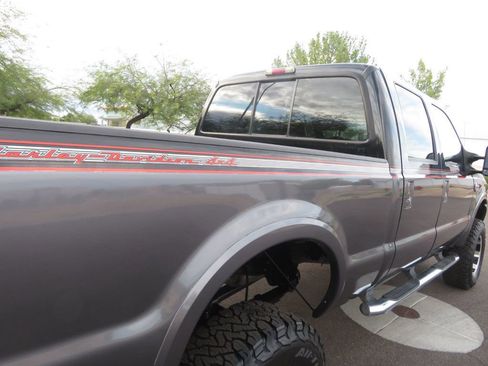 Used 2004 Ford F350 Harley-Davidson image 10
