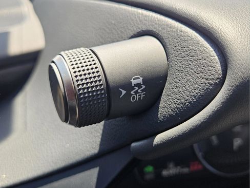 Certified 2022 Lexus ES 300h w/ Premium Package FWD image 13