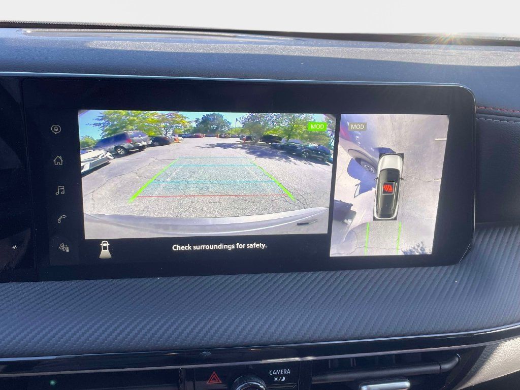 Used 2025 Nissan Kicks SR FWD image 27