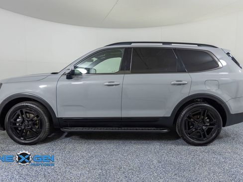 Used 2025 Kia Telluride SX X-Line AWD/4WD image 4