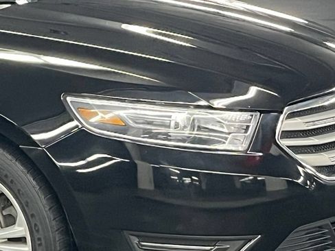 Used 2016 Ford Taurus SEL w/ Equipment Group 201A FWD image 39