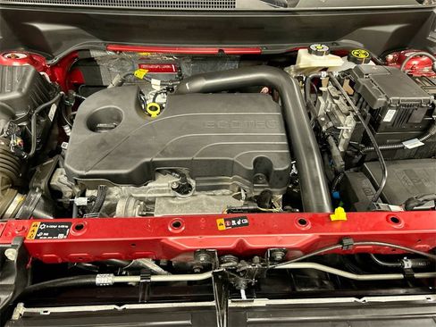 Used 2023 Chevrolet Equinox LT image 23