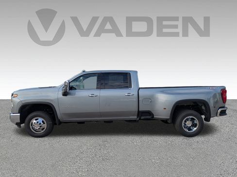 New 2026 Chevrolet Silverado 3500 LTZ w/ LTZ Convenience Package image 28