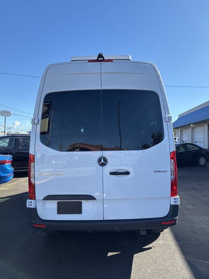 Used 2026 Mercedes-Benz Sprinter 2500 image 6