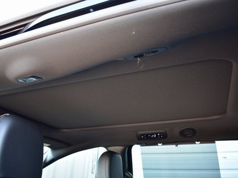 New 2026 Chrysler Pacifica Limited image 26