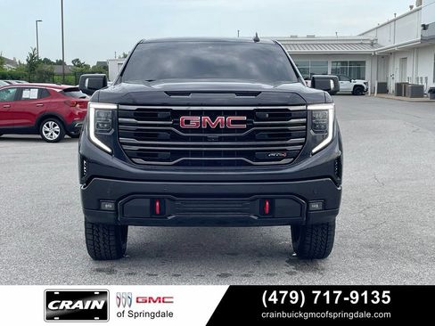 Used 2025 GMC Sierra 1500 AT4 w/ AT4 Premium Package AWD/4WD image 2