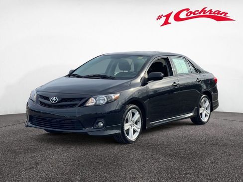 Used 2013 Toyota Corolla S image 3