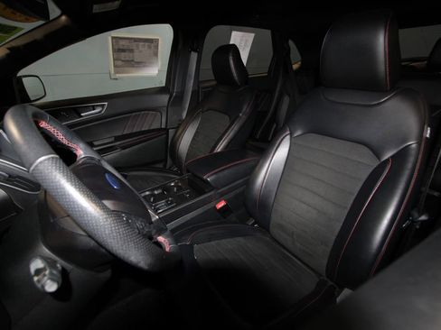 Used 2024 Ford Edge ST-Line w/ Cargo Accessory Package image 4