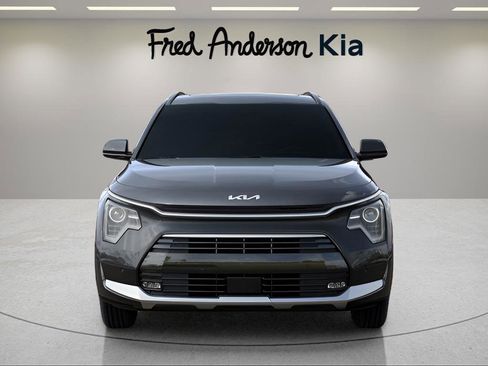 New 2025 Kia Niro SX image 2