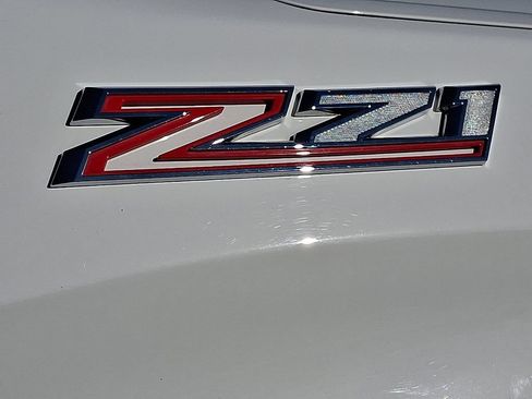 Used 2022 Chevrolet Silverado 1500 LT Trail Boss image 36