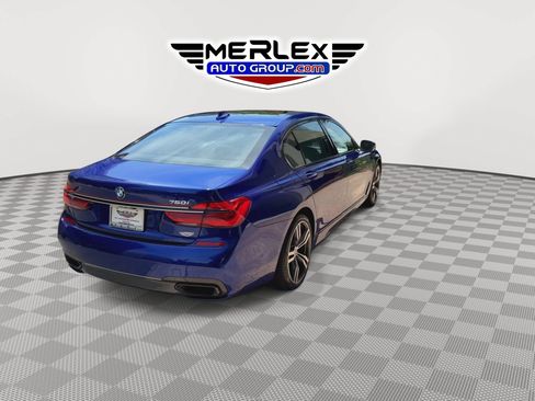 Used 2018 BMW 750i RWD image 7