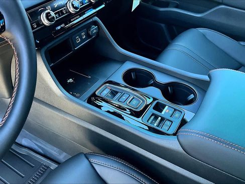 New 2025 Honda Pilot TrailSport image 7