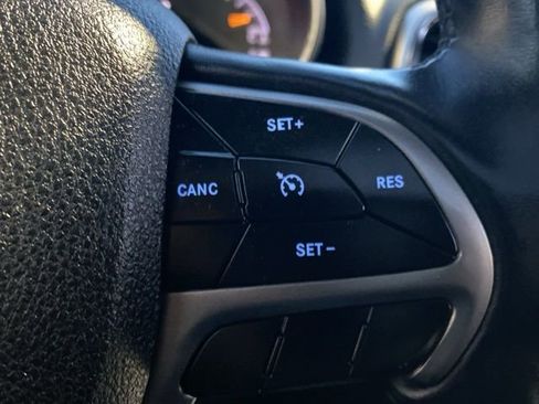 Used 2018 Jeep Grand Cherokee Limited w/ Trailer Tow Group IV image 30